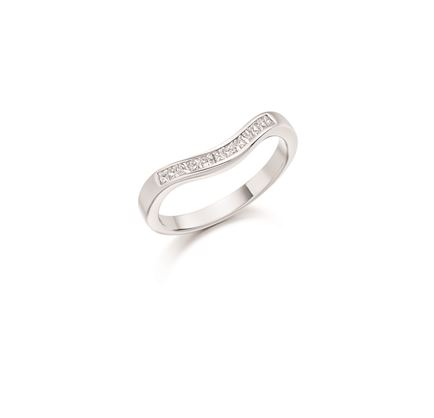 0.25ct Channel Set Princess Cut Diamond Shaped Ring